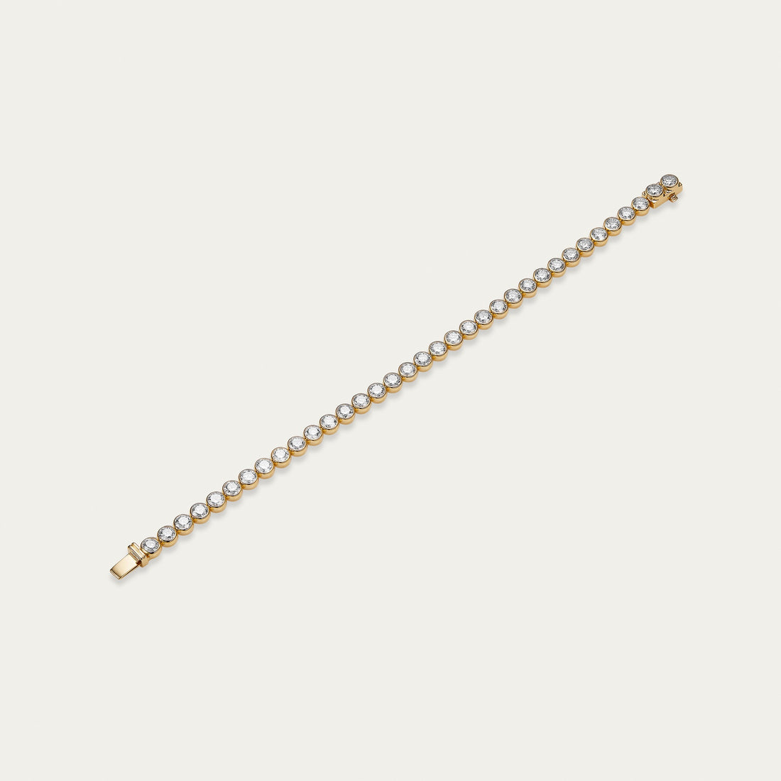 Round brilliant lab-grown diamond bracelet in 18k yellow gold — 7.95ct, D-F color, VS-VVS clarity, additional view
