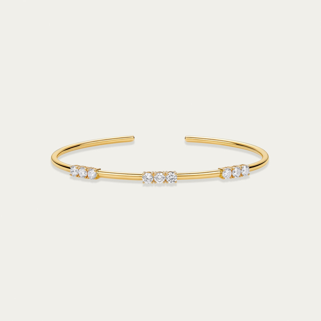 Round brilliant lab-grown diamond bangle in 18k yellow gold — 0.84ct, D-F color, VS-VVS clarity