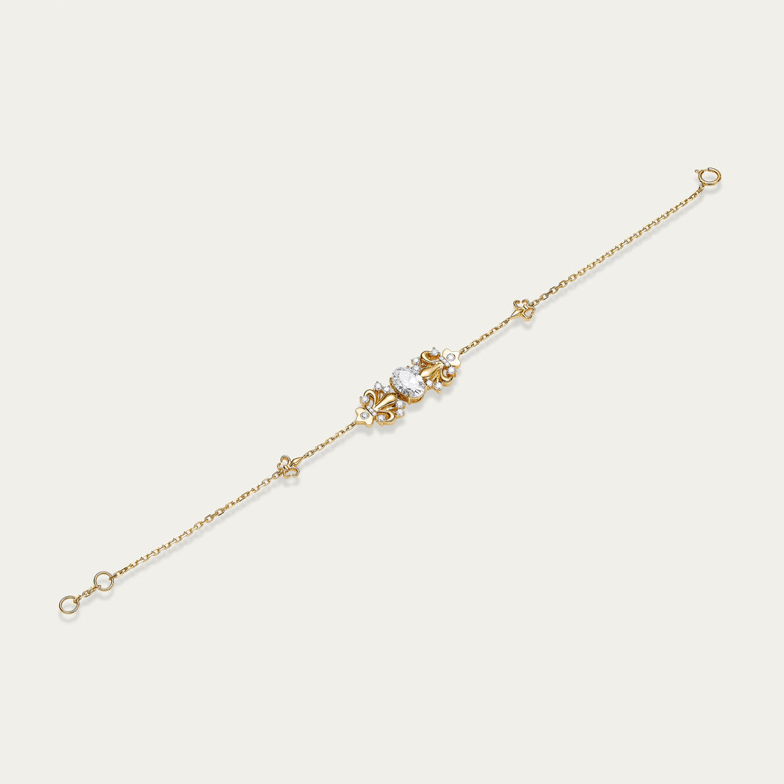 Oval cut lab-grown diamond bracelet in 18k yellow gold — 1.01ct, D-F color, VS-VVS clarity, additional view