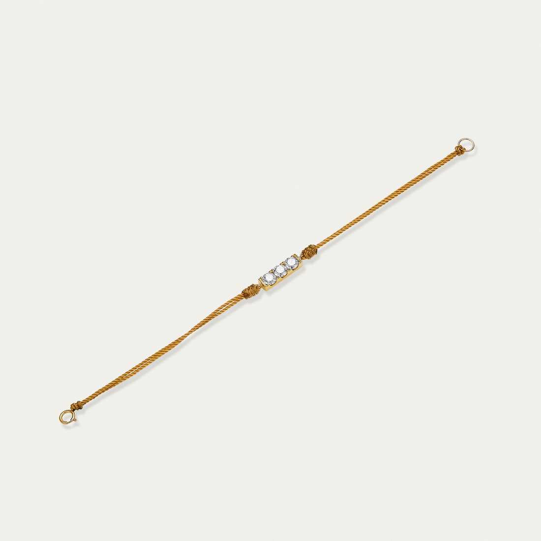 Round brilliant lab-grown diamond bracelet in 18k yellow gold — 0.95ct, D-F color, VS-VVS clarity, additional view