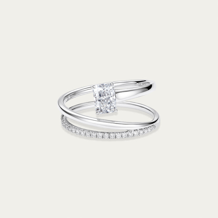 Radiant cut lab-grown diamond ring in 18k gold — 0.56ct, D-E color, VS-VVS clarity